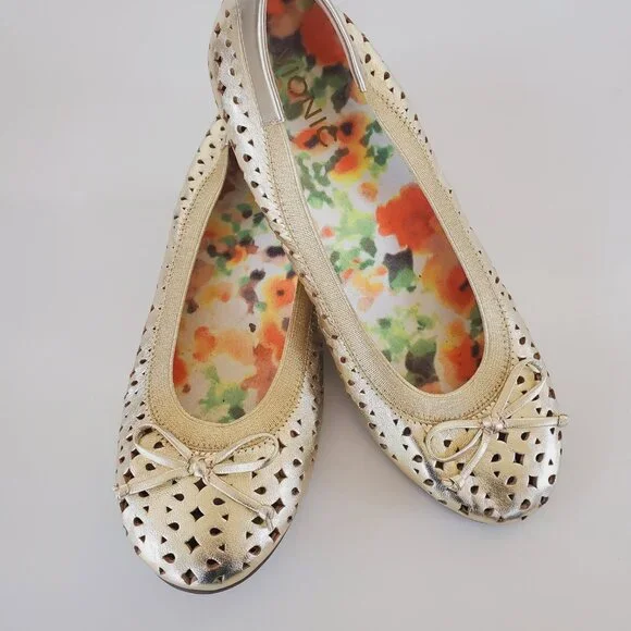 Vionic Spark Surin Gold Leather Slip On Cutout Arch Support Ballet Flats Size 8 - Picture 11 of 15